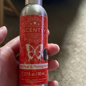 Scentsy spray red pear & pomegranate